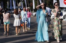 顺德上海商务伴游男雇用(上海雇用高端伴游一天20万)