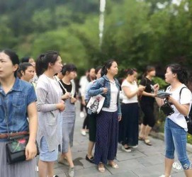 顺德中国的曲男伴游的简单介绍