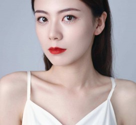 顺德兼职模特要打点模卡吗(兼职做模特要交钱拍模卡)