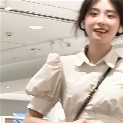 顺德高端纯出女孩雇用(高端名媛定造)奢华游艇豪侈生活月入50W
