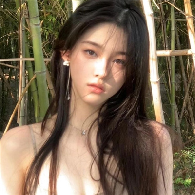 顺德与商务伴游共进晚餐，愉快的营业会谈起头了