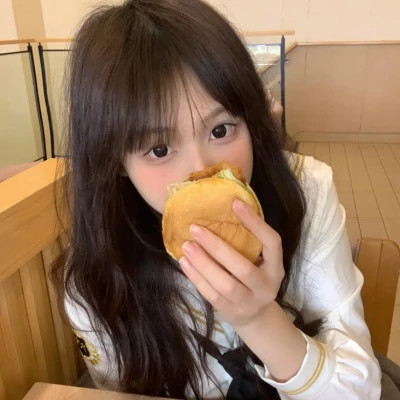 顺德伴游女生李心怡的资料