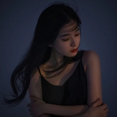 顺德伴游女生谢悦悦的资料