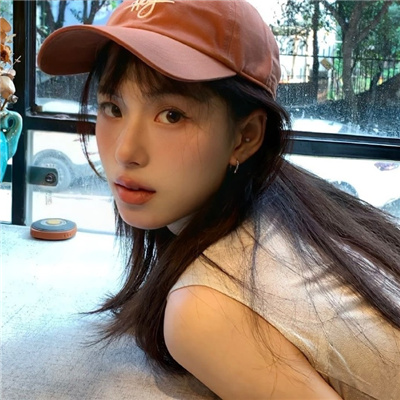 顺德伴游女生杨梦研的资料