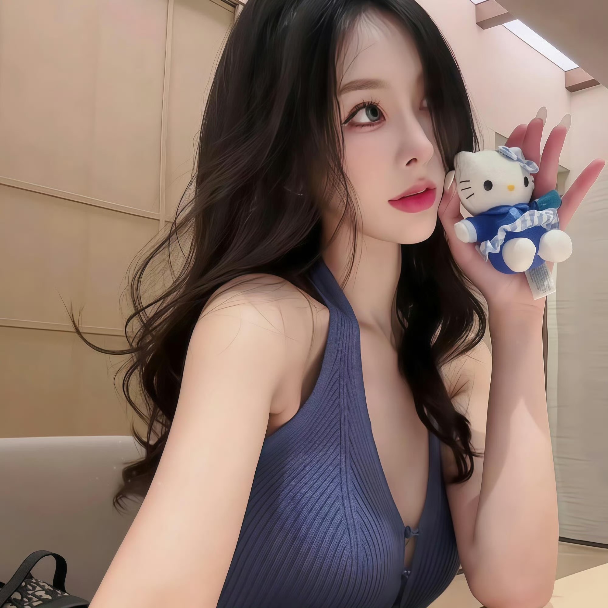 顺德伴游女生鹿小婷的资料