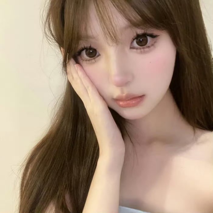 顺德伴游女生星晚的资料
