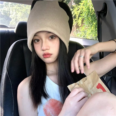 顺德伴游女生乙傲薇的资料