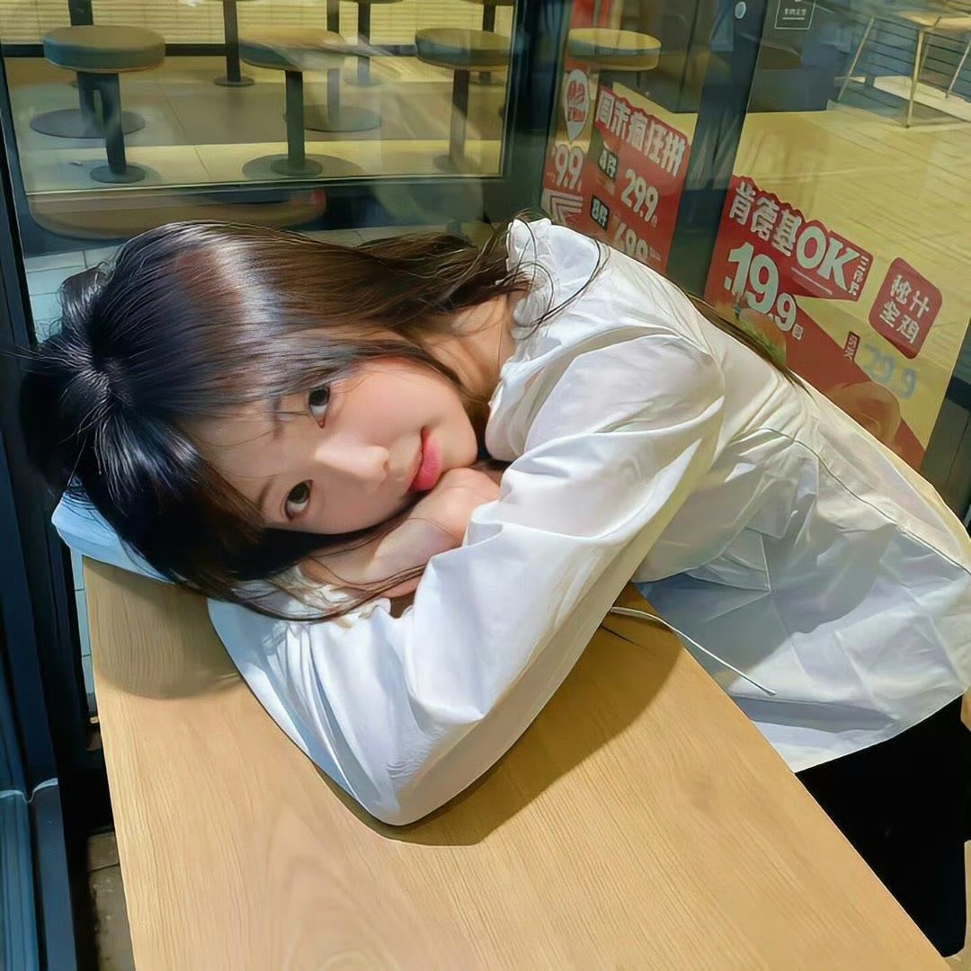 顺德伴游女生沈雨晴的资料