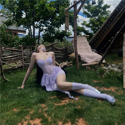 顺德伴游女生计玲珑